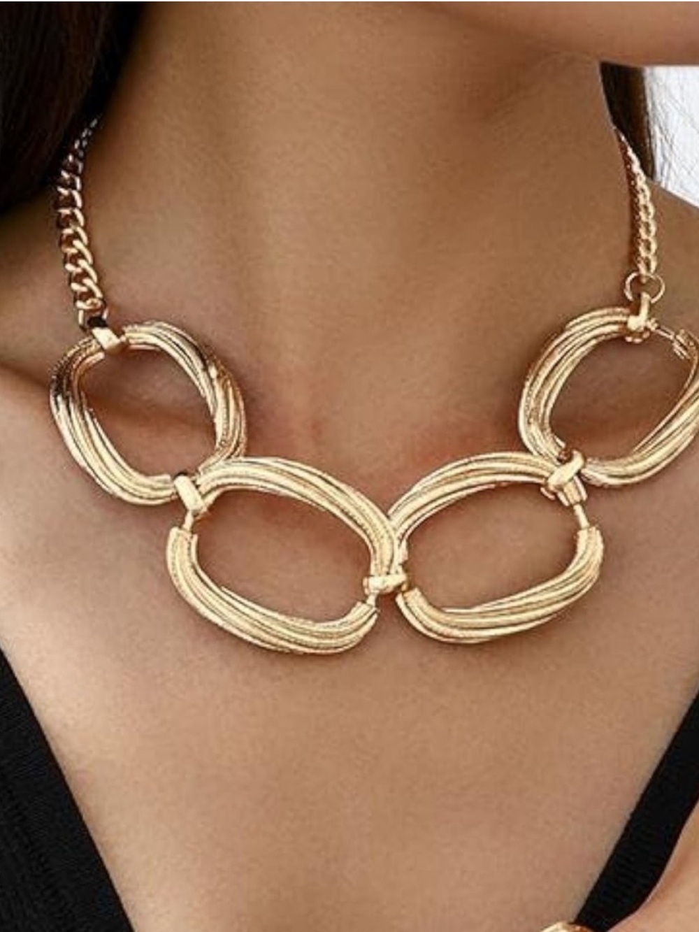 Zara Gold Textured Oval Link Necklace